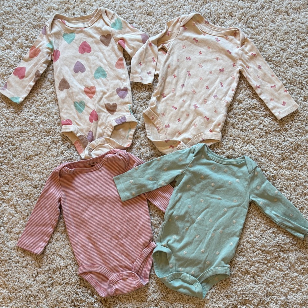 Carter’s Baby Girl Heart Pink Turquoise One Pieces Bodysuit Set Long Sleeve 6 Mo